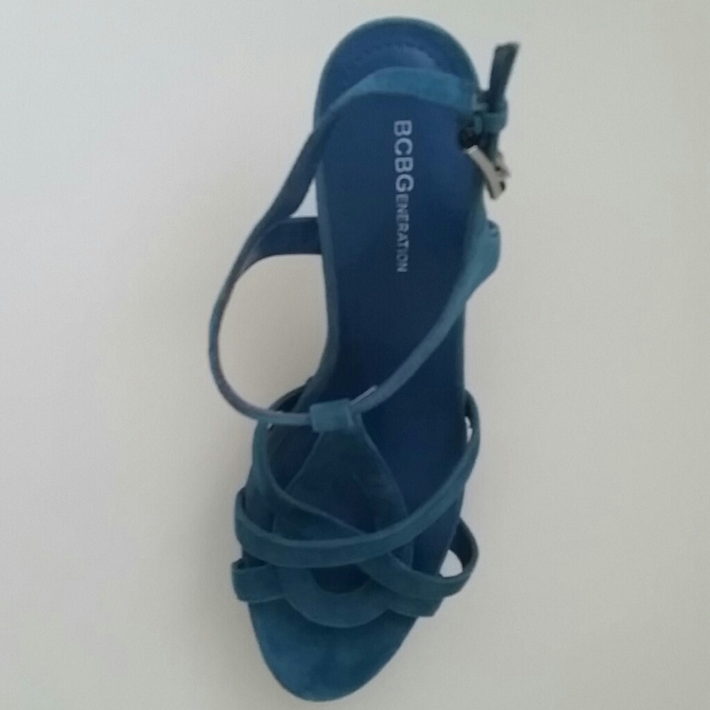 BCBGeneration 9.5 platform blue suede sandals